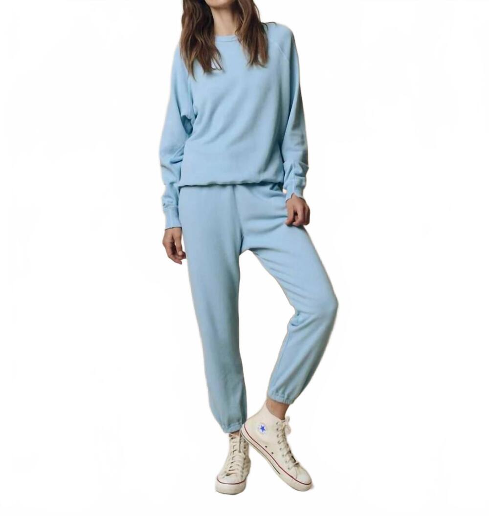 NEW THE GREAT. stadium tapered sweatpants in vista blue
